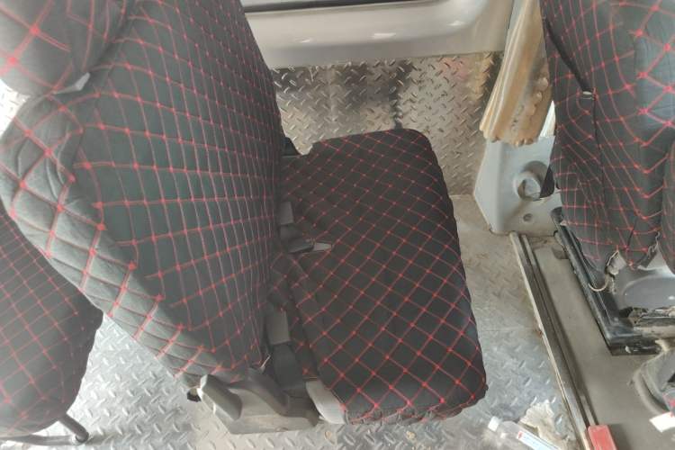 Used Foton Toano 2021 2.0T Manual Tongtu Long Wheelbase Mid-Height 5/6/7-Seater 4F20TC3 Left Rear Seat