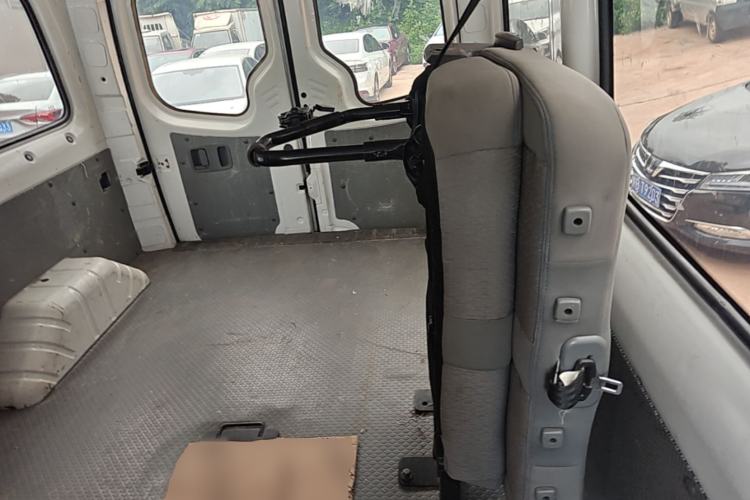 Used Foton Toano 2021 2.0T Manual Tongtu Short Wheelbase Mid-Height 5/6-Seater 4F20TC3 Left Rear Seat