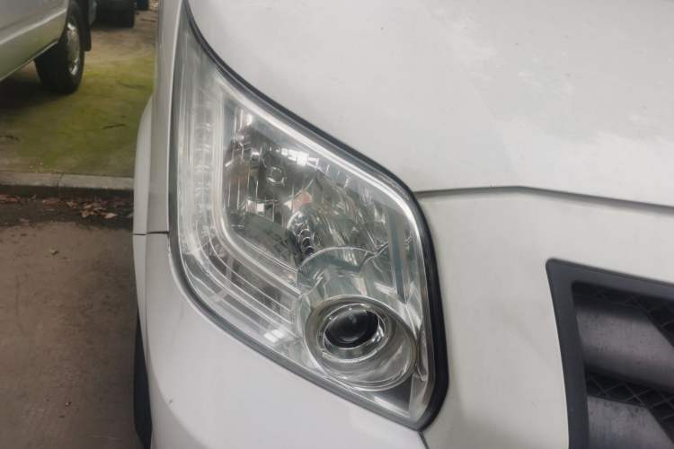 Used Foton Toano 2021 2.0T Manual Tongtu Long-Wheelbase Mid-Roof 3-Seater 4F20TC3 Right Front Headlight