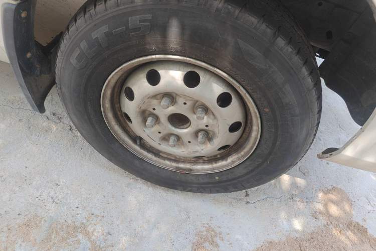 Used Foton Toano 2021 2.0T Manual Tongtu Long Wheelbase Mid-Height 5/6/7-Seater 4F20TC3 Right Front Wheel Hub