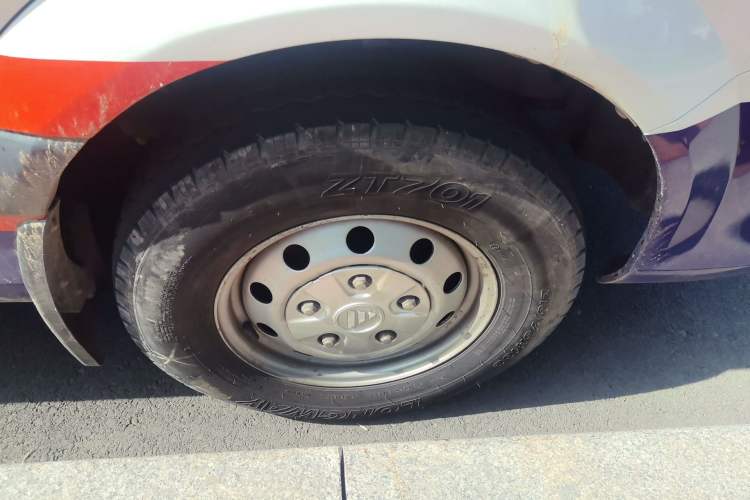 Used Foton Toano 2021 2.0T Manual Tongtu Long Wheelbase Mid-Height 5/6/7-Seater 4F20TC3 Right Front Wheel Hub