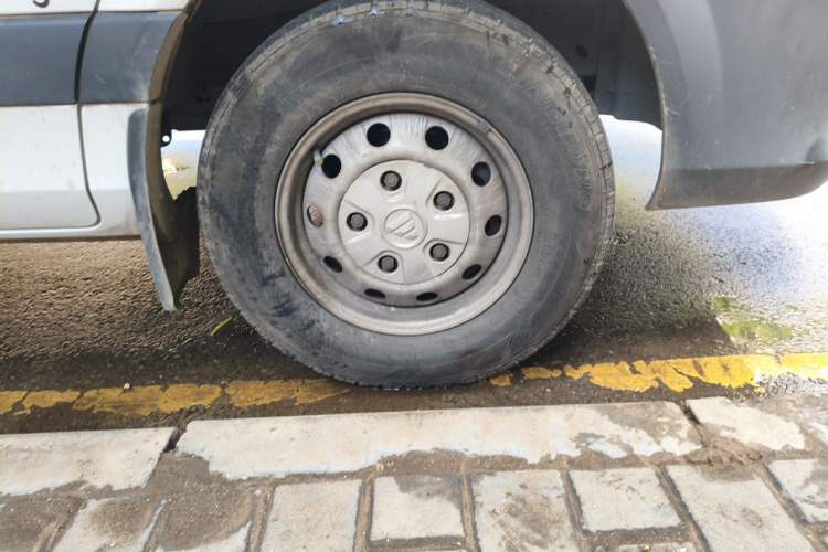 Used Foton Toano 2021 2.0T Manual Tongtu Short Wheelbase Mid-Height 3-Seater 4F20TC3 Right Front Wheel Hub