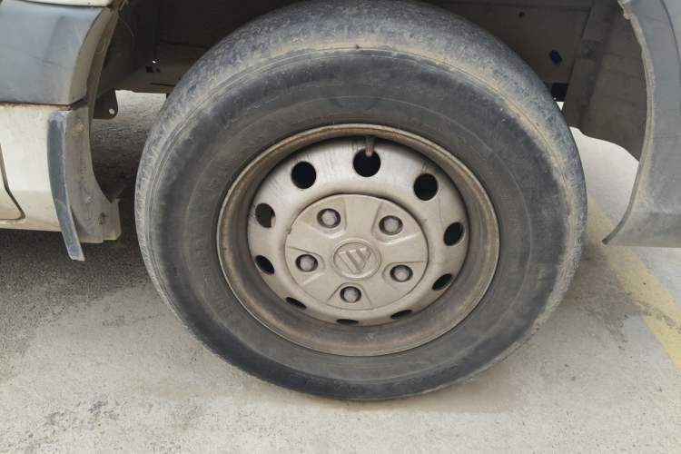 Used Foton Toano 2021 2.0T Manual Tongtu Short Wheelbase Flat Roof 5/6-Seater 4F20TC3 Right Front Wheel Hub
