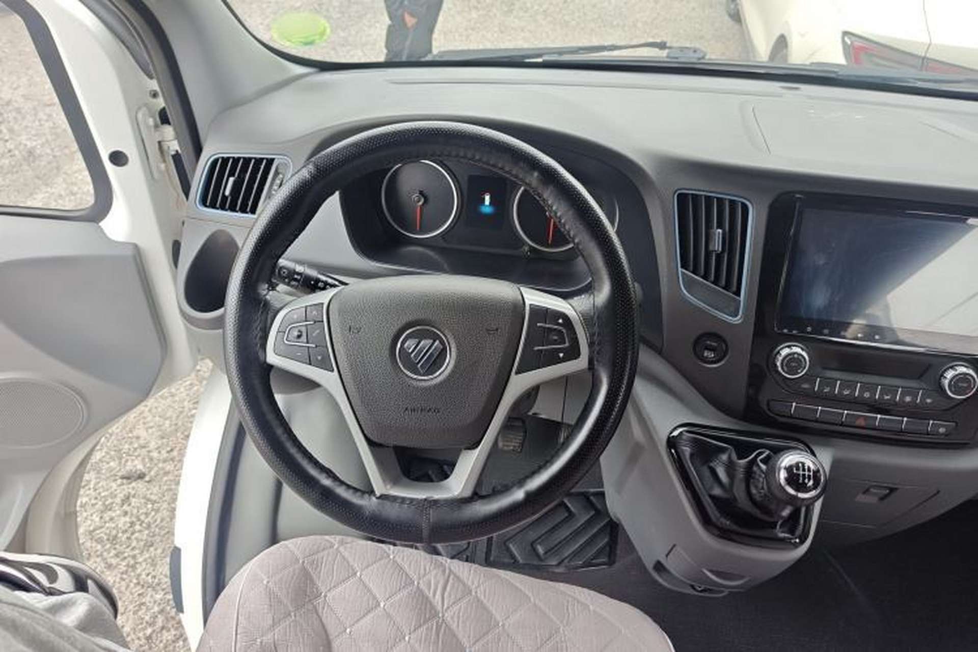 Used Foton Toano 2021 2.0T Manual Tongtu Long Wheelbase Mid-Height 5/6/7-Seater 4F20TC3 Steering Wheel