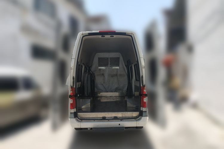 Used Foton Toano 2021 2.8T Manual Tongtu Long Wheelbase Ultra-High Roof 5/6/7-Seater F2.8 NS6B177L Trunk