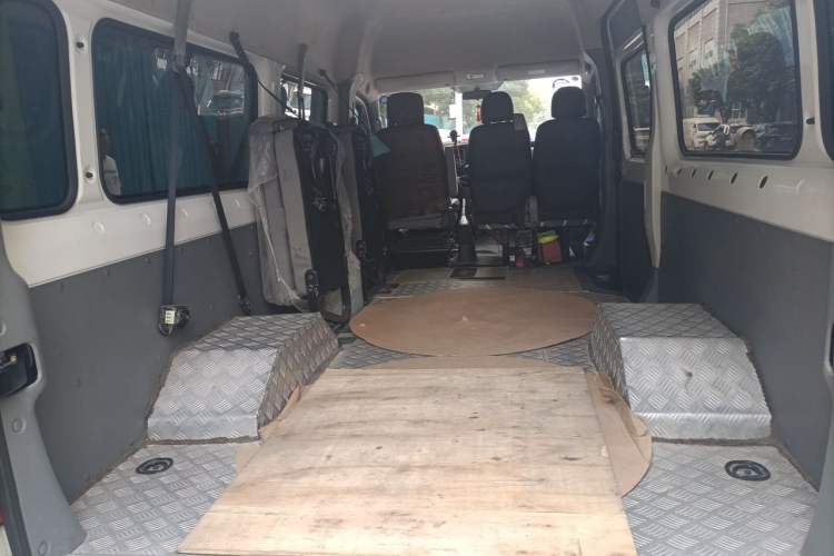 Used Foton Toano 2021 2.8T Manual Tongtu Long Wheelbase Mid-Height 5/6/7-Seater F2.8NS6B177L Trunk