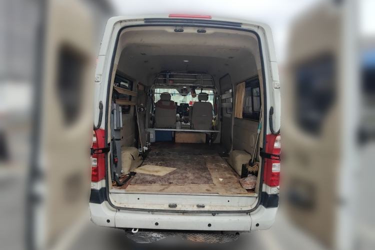 Used Foton Toano 2021 2.0T Manual Tongtu Extended-Wheelbase Mid-Roof 9-Seater 4F20TC3 Trunk