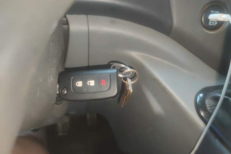Used Foton Toano 2021 2.0T Manual Tongtu Long Wheelbase Mid-Height 5/6/7-Seater 4F20TC3 Vehicle Key