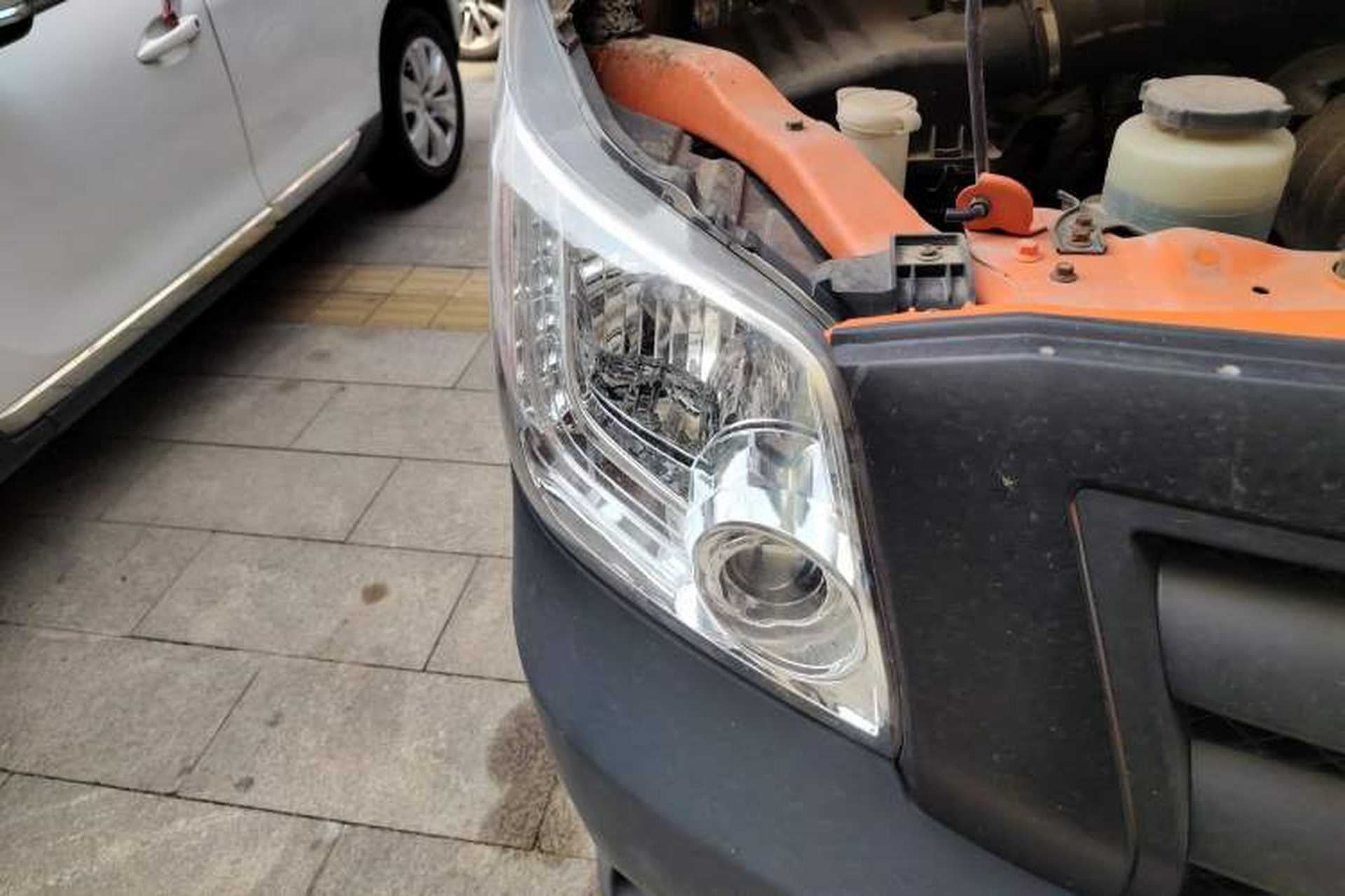 Used Foton Toano  Right Front Headlight
