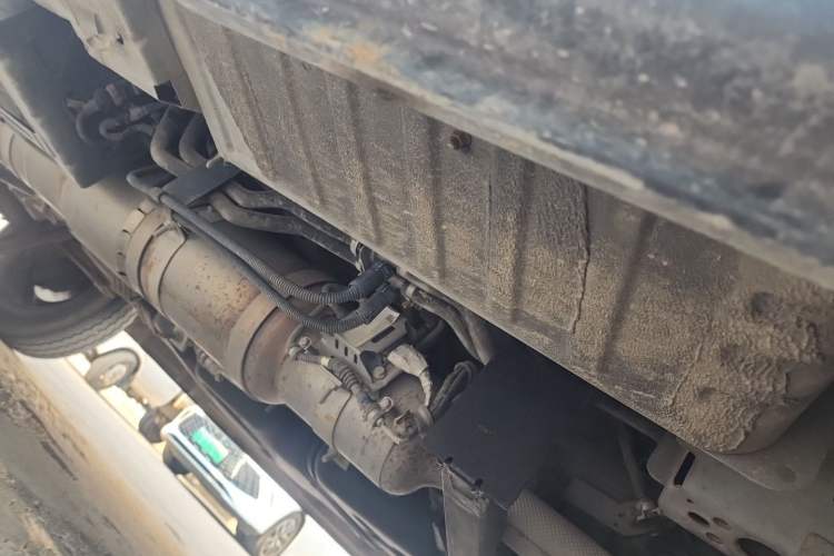 Used Foton Toano 2022 2.5T Automatic Urban Edition Short Wheelbase Mid-Height Design Single Rear Tire 5/6/9-Seater Configuration D25TCIF1 Chassis Front Right