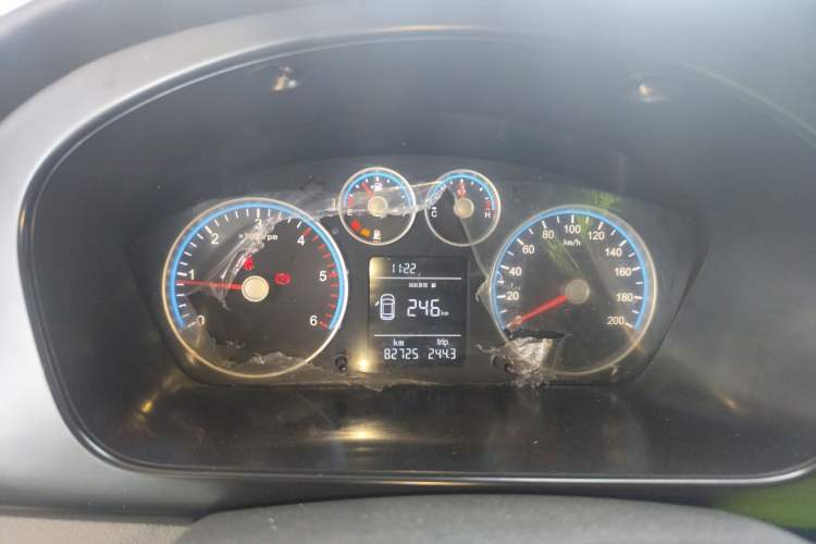 Used Foton Toano 2022 2.0T Manual Jixiang Multi-Function Long-Wheelbase Ultra-High Roof with Single Rear Tire 7/9 Seats 4F20TC3 Instrument Cluster