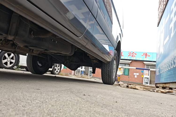 Used Foton Toano 2022 2.5T Automatic Urban Edition Short Wheelbase Mid-Height Design Single Rear Tire 5/6/9-Seater Configuration D25TCIF1 Left Side Sill