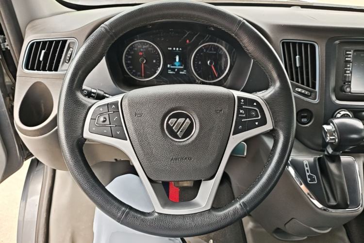 Used Foton Toano 2022 2.5T Automatic Urban Edition Short Wheelbase Mid-Height Design Single Rear Tire 5/6/9-Seater Configuration D25TCIF1 Steering Wheel