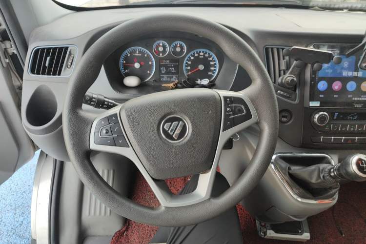 Used Foton Toano 2022 2.0T Manual Tongtu Multi-Function Long Wheelbase Mid-Roof Single-Tire 5/6/7/9-Seater 4F20TC3 Steering Wheel