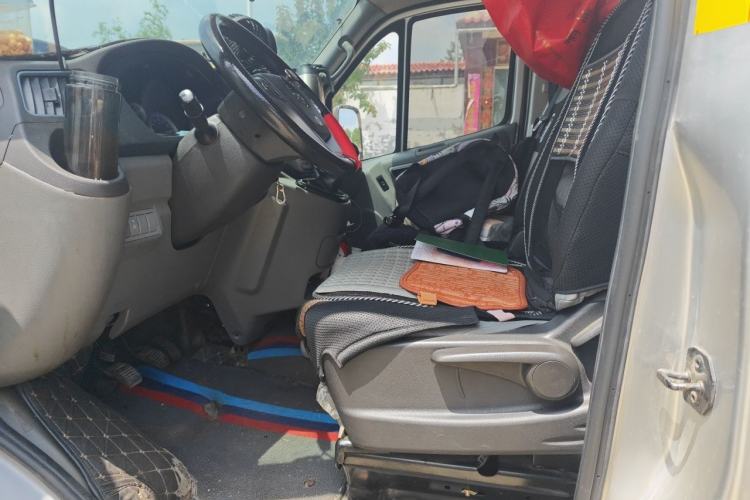Used Foton Toano 2022 2.0T Manual Tongtu Van Long Wheelbase Mid-Roof Design Rear Single Tire 3-Seater 4F20TC3 Left Front Seat