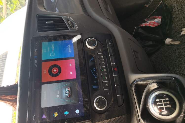 Used Foton Toano  Audio And AC Panel