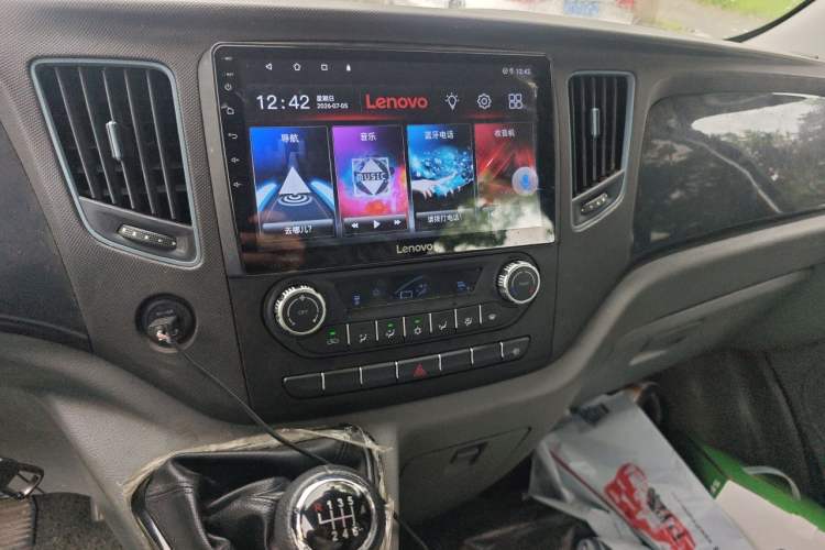 Used Foton Toano 2022 2.0T Manual Urban Edition Short Wheelbase Mid-Height Design Rear Single Tire 5/6/9-Seater Configuration 4F20TC3 Audio And AC Panel