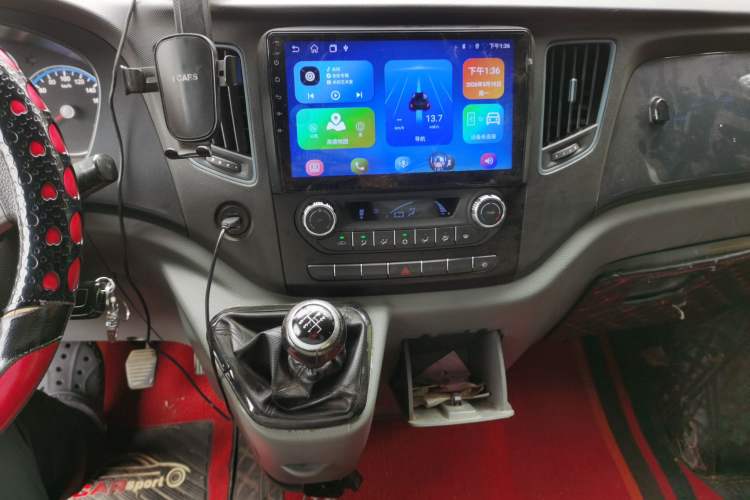 Used Foton Toano 2022 2.8T Manual Tongtu Multi-Function Extended-Chassis Mid-Roof Single-Tire Configuration 5/6/7/9-Seater F2.8NS6B177L Audio And AC Panel