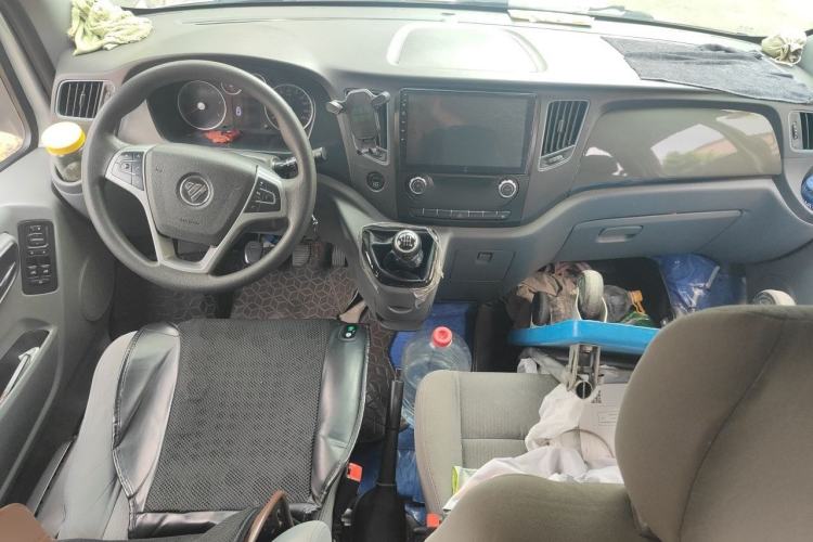 Used Foton Toano 2022 2.0T Manual Jixiang Multi-Function Long-Wheelbase Mid-Roof Single-Tire Rear 7/9-Seater 4F20TC3 Center Console