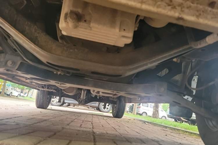 Used Foton Toano 2022 2.0T Manual Urban Edition Short Wheelbase Mid-Height Design Rear Single Tire 5/6/9-Seater Configuration 4F20TC3 Chassis Front