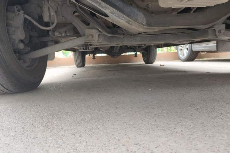 Used Foton Toano 2022 2.0T Manual Urban Van Short Wheelbase Low Roof Rear Single Tire 3-Seater – 4F20TC3 Chassis Front