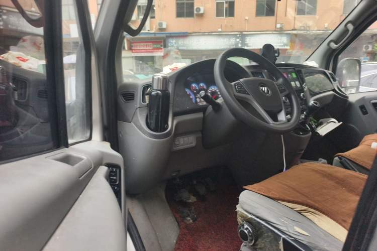 Used Foton Toano 2022 2.0T Manual Jixiang Multi-Function Professional Version Long Wheelbase Mid-Roof Design Rear Single Tire 7/9-Seater 4F20TC3 Driver Seat