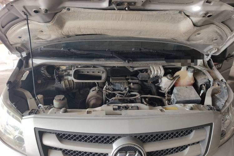 Used Foton Toano 2022 2.0T Manual Jixiang Multi-Function Long-Wheelbase Mid-Roof Single-Tire Rear 7/9-Seater 4F20TC3 Engine Bay