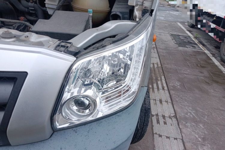 Used Foton Toano  Engine Bay Left