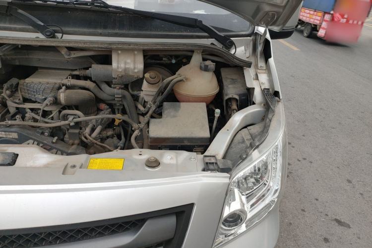 Used Foton Toano 2022 2.0T Manual Tongtu Multi-Function Long Wheelbase Mid-Roof Single-Tire 5/6/7/9-Seater 4F20TC3 Engine Bay Left