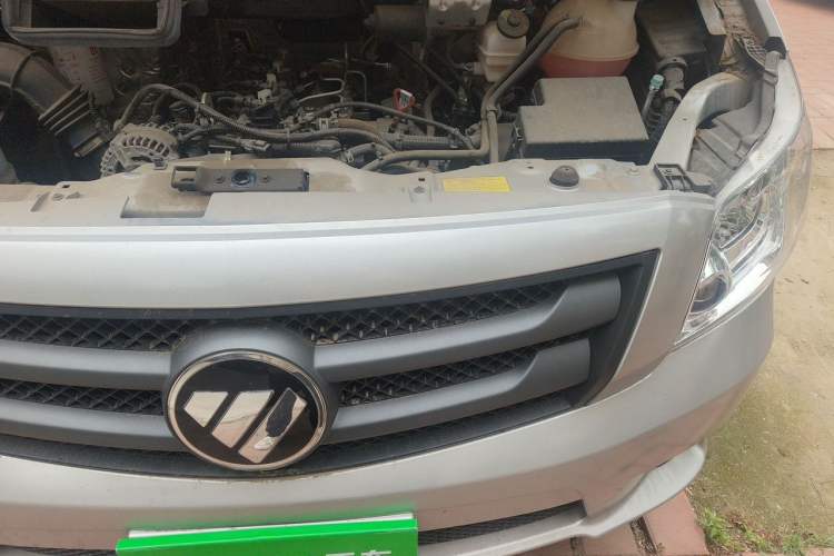 Used Foton Toano 2022 2.8T Manual Tongtu Multi-Function Extended-Chassis Mid-Roof Single-Tire Configuration 5/6/7/9-Seater F2.8NS6B177L Engine Bay Left