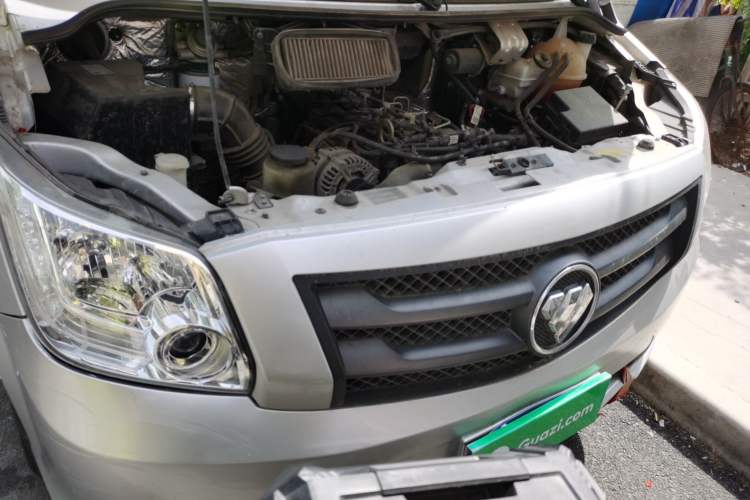 Used Foton Toano 2022 2.8T Manual Tongtu Van Extended Wheelbase Mid-Height Design Rear Single Tire 3-Seater F2.8NS6B177L Engine Bay