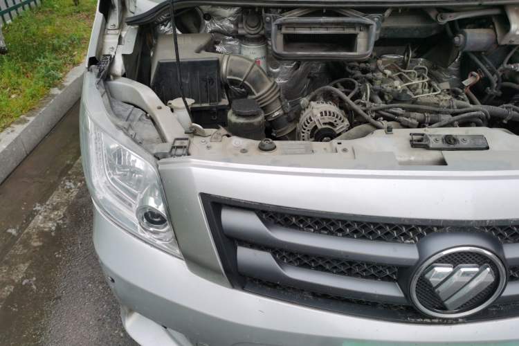 Used Foton Toano 2022 2.8T Manual Tongtu Multi-Function Extended-Chassis Mid-Roof Single-Tire Configuration 5/6/7/9-Seater F2.8NS6B177L Engine Bay Right