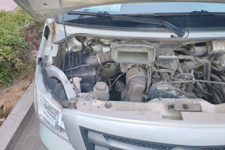 Used Foton Toano 2022 2.0T Manual Jixiang Multi-Function Long-Wheelbase Mid-Roof Single-Tire Rear 7/9-Seater 4F20TC3 Engine Bay Right