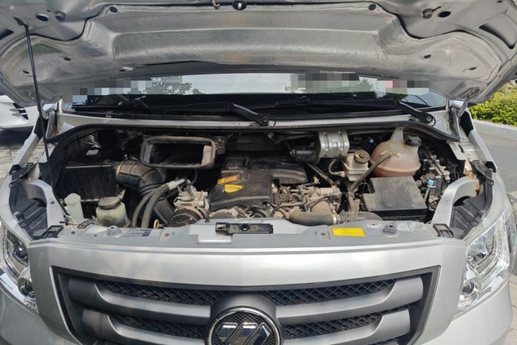 Used Foton Toano 2022 2.5T Manual Jixiang Multi-Function Short-Chassis Mid-Height with Dual Rear Tires 5/6/9-Seater D25TCIF1 Engine Bay