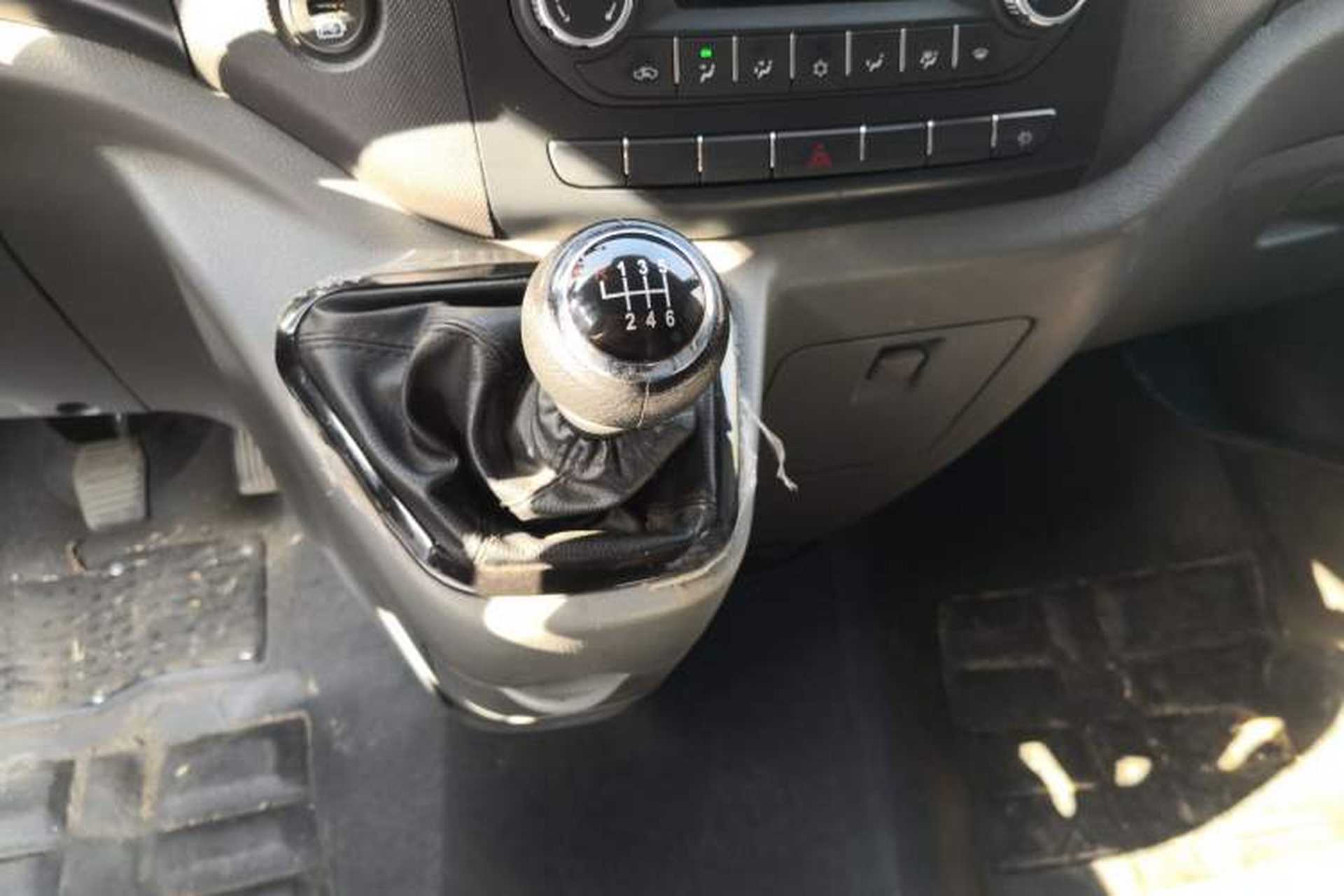Used Foton Toano 2022 2.0T Manual Urban Edition Short Wheelbase Mid-Height Design Rear Single Tire 5/6/9-Seater Configuration 4F20TC3 Gear Lever