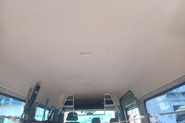 Used Foton Toano 2022 2.8T Manual Tongtu Multi-Function Extended-Chassis Mid-Roof Single-Tire Configuration 5/6/7/9-Seater F2.8NS6B177L Headliner