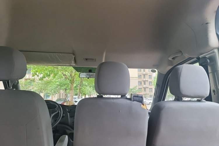 Used Foton Toano 2022 2.0T Manual Urban Edition Short Wheelbase Mid-Height Design Rear Single Tire 5/6/9-Seater Configuration 4F20TC3 Headliner