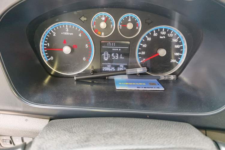 Used Foton Toano 2022 2.0T Manual Tongtu Van Long Wheelbase Mid-Roof Design Rear Single Tire 3-Seater 4F20TC3 Instrument Cluster