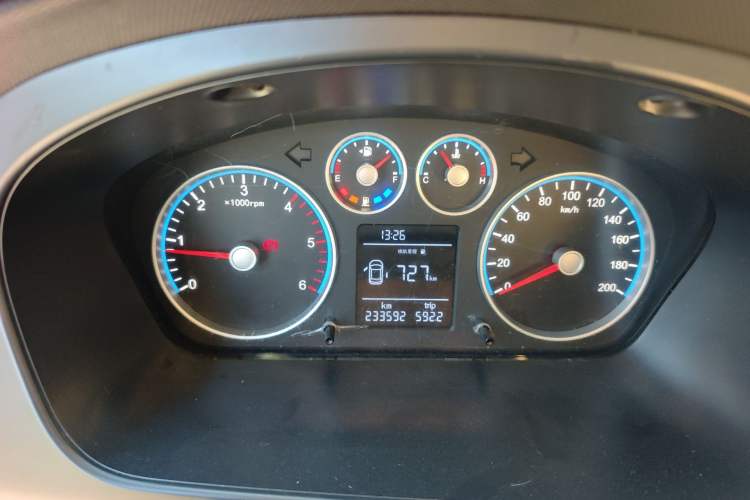 Used Foton Toano 2022 2.0T Manual Jixiang Van Extended Wheelbase Mid-Roof Design Rear Single Tire 3-Seater Configuration 4F20TC3 Instrument Cluster