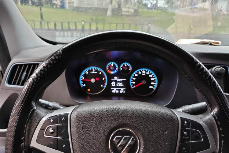 Used Foton Toano 2022 2.8T Manual Jixiang Multi-Function Long-Wheelbase Mid-Roof Single-Tire Rear 7/9-Seater F2.8NS6B177L Instrument Cluster