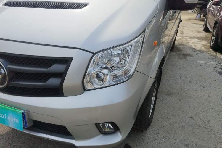 Used Foton Toano 2022 2.0T Manual Tongtu Van Long Wheelbase Mid-Roof Design Rear Single Tire 3-Seater 4F20TC3 Left Front Headlight