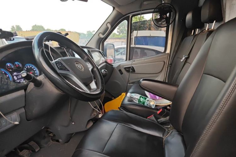 Used Foton Toano 2022 2.0T Manual Tongtu Multi-Function Long Wheelbase Mid-Roof Single-Tire 5/6/7/9-Seater 4F20TC3 Left Front Seat