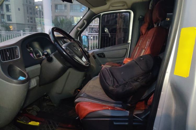 Used Foton Toano 2022 2.0T Manual Jixiang Multi-Function Long-Wheelbase Mid-Roof Single-Tire Rear 7/9-Seater 4F20TC3 Left Front Seat