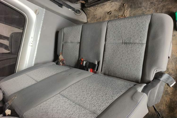 Used Foton Toano 2022 2.0T Manual Jixiang Multi-Function Long-Wheelbase Mid-Roof Single-Tire Rear 7/9-Seater 4F20TC3 Left Rear Seat