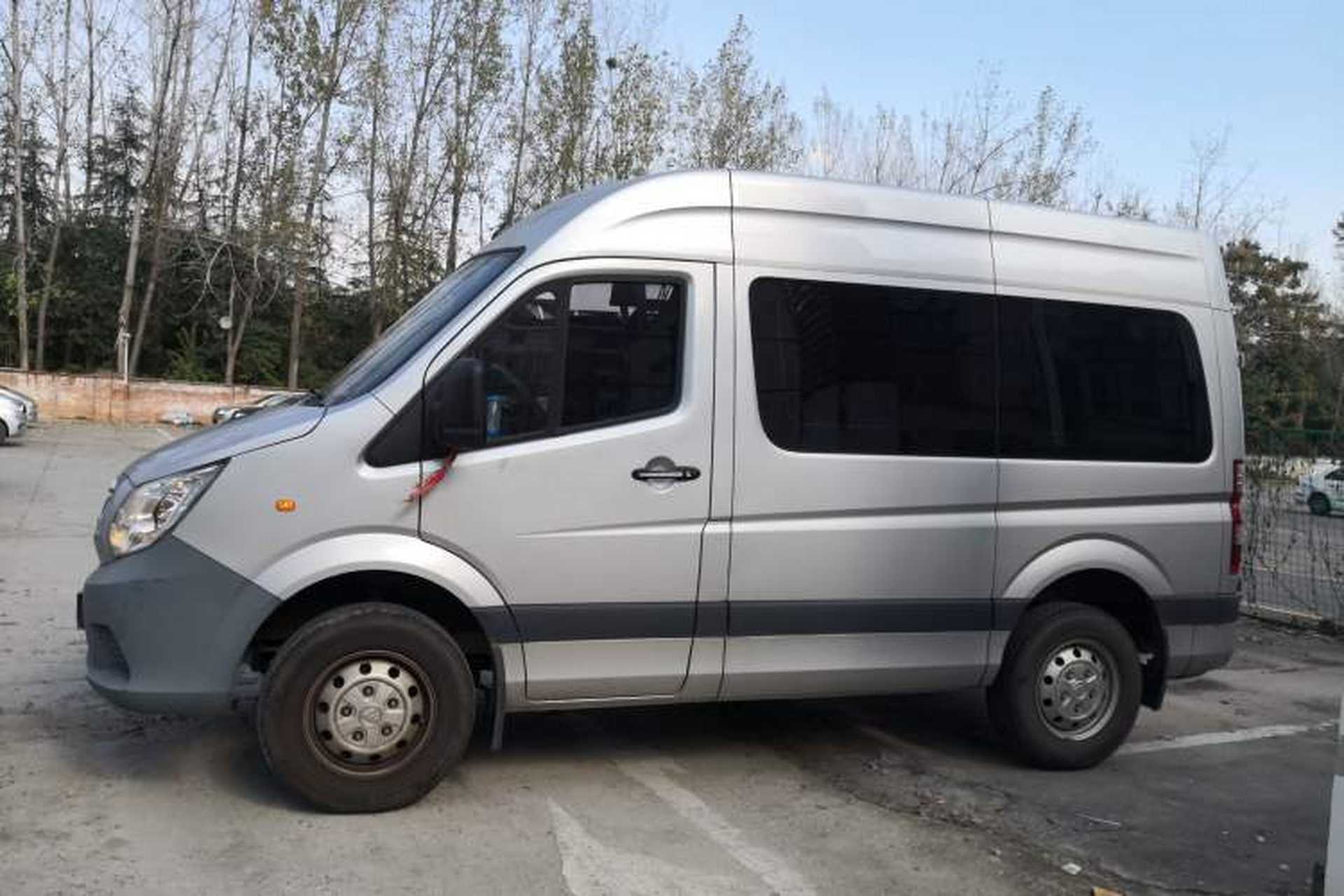 Used Foton Toano 2022 2.0T Manual Urban Edition Short Wheelbase Mid-Height Design Rear Single Tire 5/6/9-Seater Configuration 4F20TC3 Left Side
