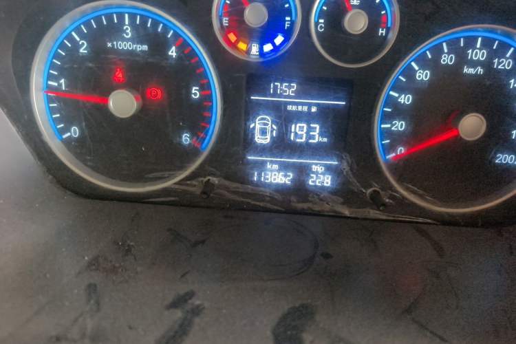 Used Foton Toano 2022 2.0T Manual Jixiang Multi-Function Long-Wheelbase Mid-Roof Single-Tire Rear 7/9-Seater 4F20TC3 Odometer Close Up
