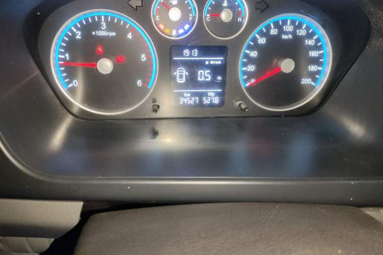 Used Foton Toano 2022 2.0T Manual Urban Edition Short Wheelbase Low Roof Rear Single Tire 5/6/9-Seater 4F20TC3 Odometer Close Up