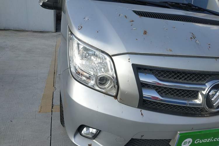 Used Foton Toano 2022 2.8T Manual Tongtu Multi-Function Long-Wheelbase Mid-Roof Single-Tire 5/6/7/9-Seater F2.8NS6B177L Right Front Headlight