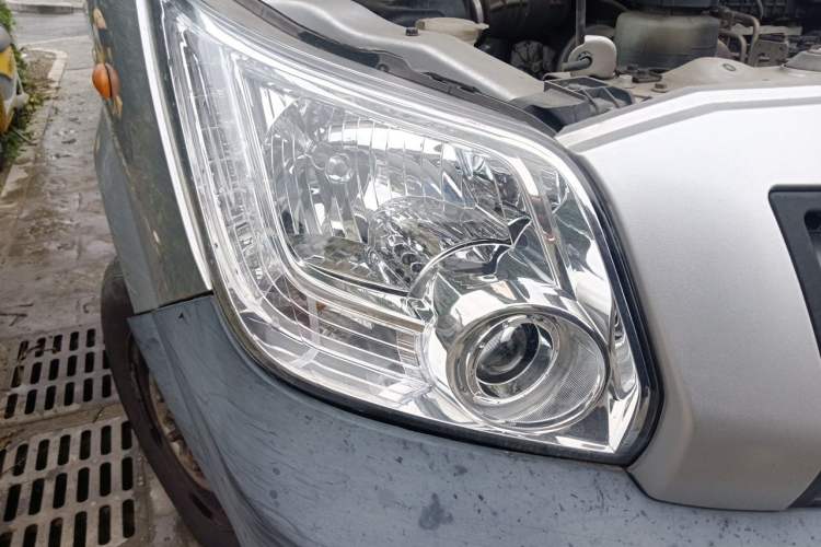 Used Foton Toano  Right Front Headlight