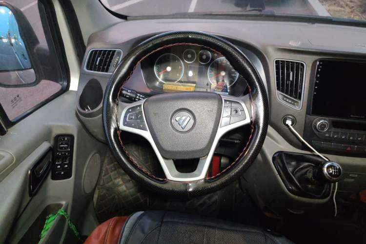 Used Foton Toano 2022 2.0T Manual Jixiang Multi-Function Long-Wheelbase Mid-Roof Single-Tire Rear 7/9-Seater 4F20TC3 Steering Wheel